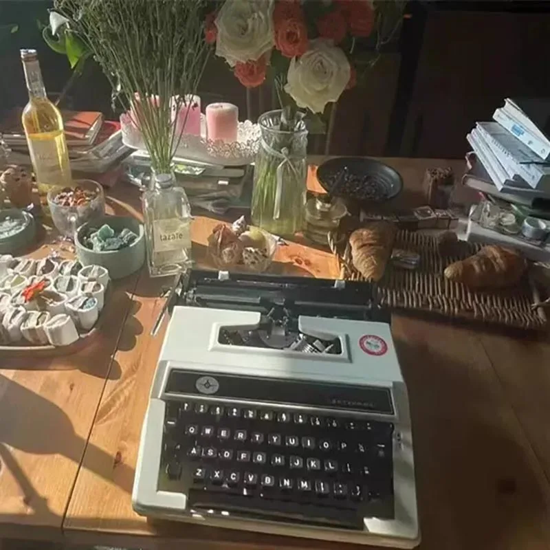Working Retro Mechanical Typewriter literary Gifts Mechanical keyboard Small Exquisite Typewriter Retro Literary Collection Gift