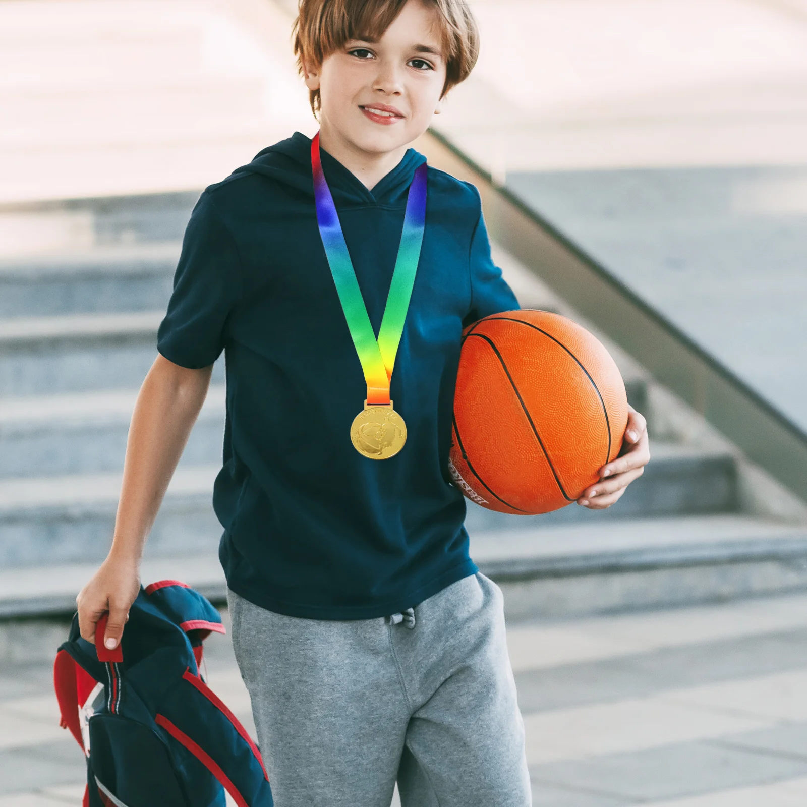 เหรียญบาสเกตบอล เหรียญรางวัลทองสำหรับเด็ก การเข้าร่วมการแข่งขันกีฬา การแข่งขันกีฬาบาสเกตบอล เหรียญรางวัลผู้ชนะ ของชำร่วยงานกีฬา