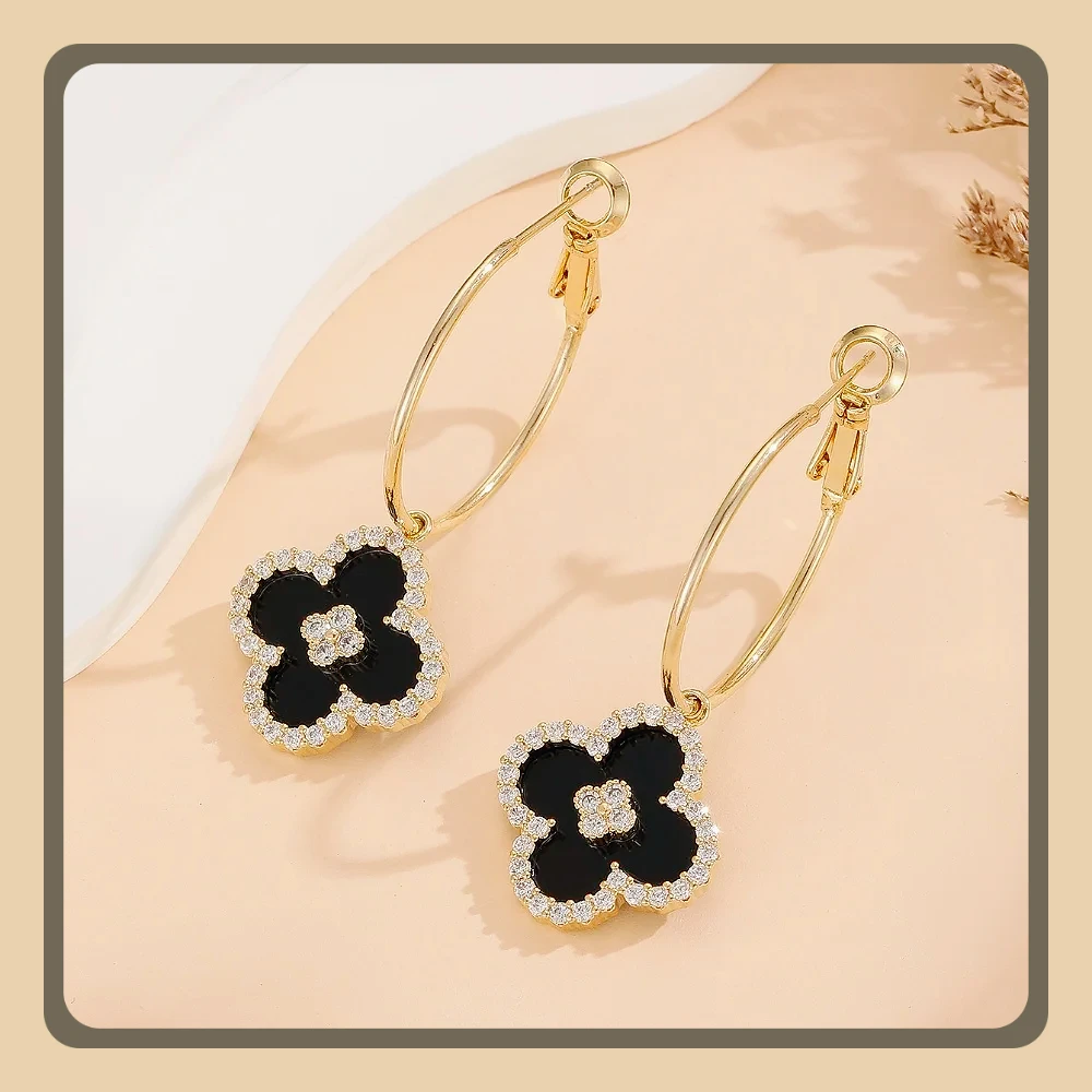 1 Pair Of Fashionable And Simple Four Leaf Clover Micro Inlaid Zircon Women's Earrings, The Best Choice For Holiday Gifts