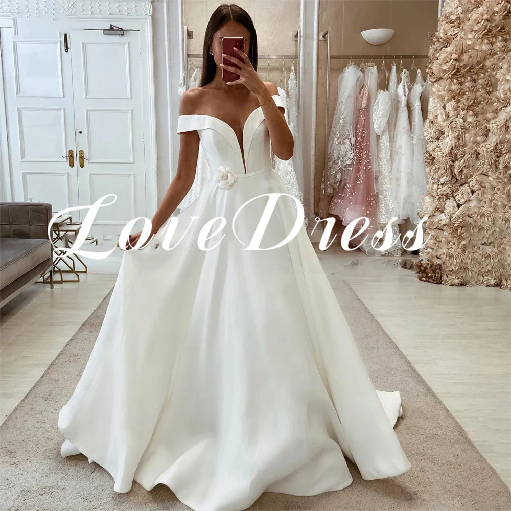 

Love Elegant Off The Shoulder V-Neck Stain 3D Flower Wedding Dresses Simple A-Line Sleeveless Floor Length Backless Bridal Gowns