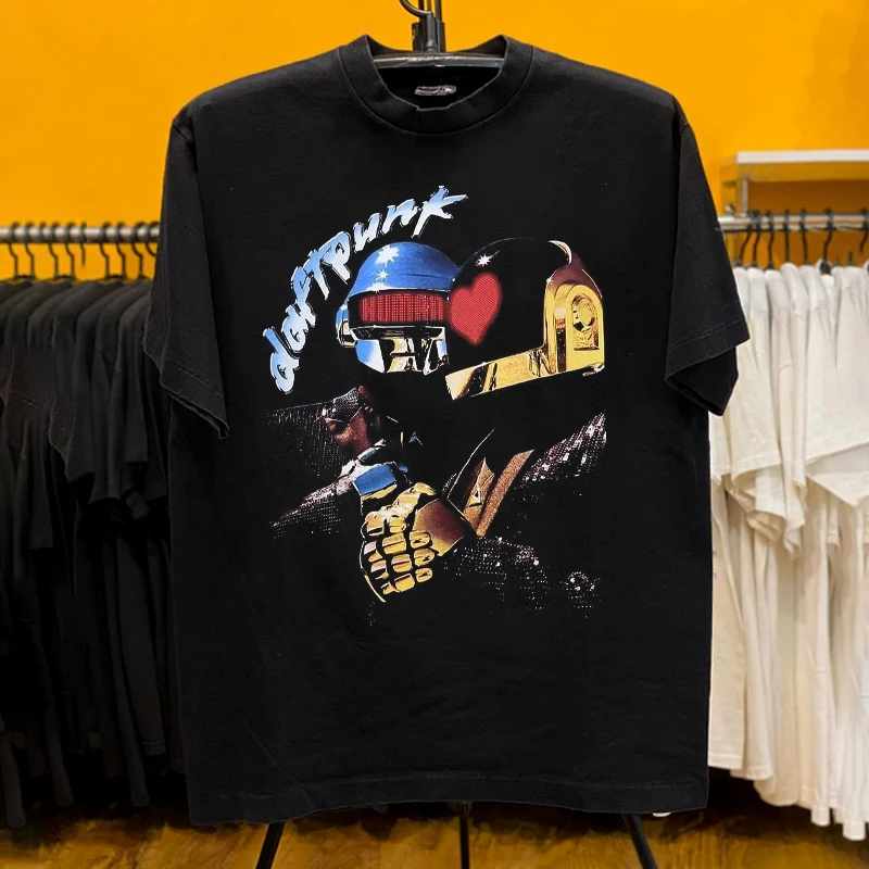 

Daft Punk Stupid Punk Band Футболка с коротким рукавом Rock American Retro Streets Свободная мужская и женская хлопковая куртка