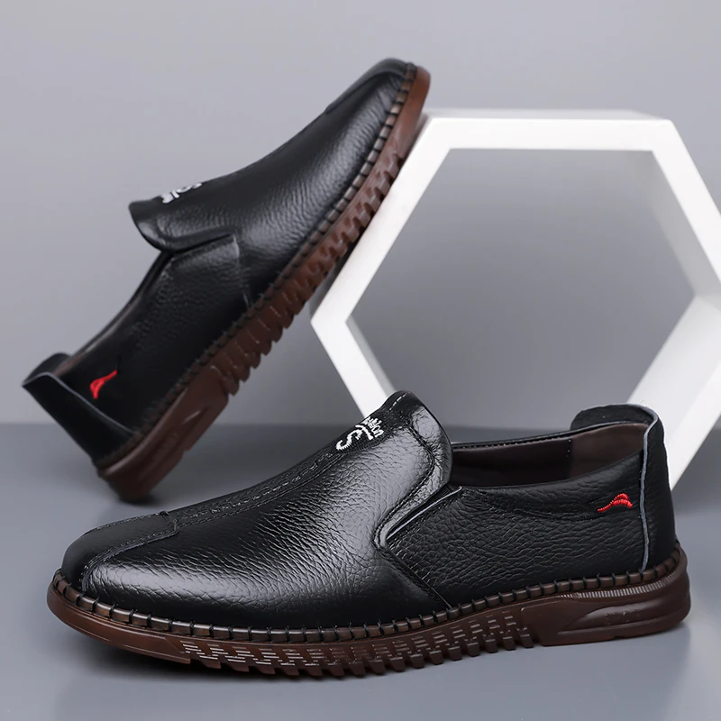 

Men's Casual Leather Low-heeled Open-toe Slip-on Stylish All-weather Model Soft-soled Retro One-piece Large-sized New Loafers