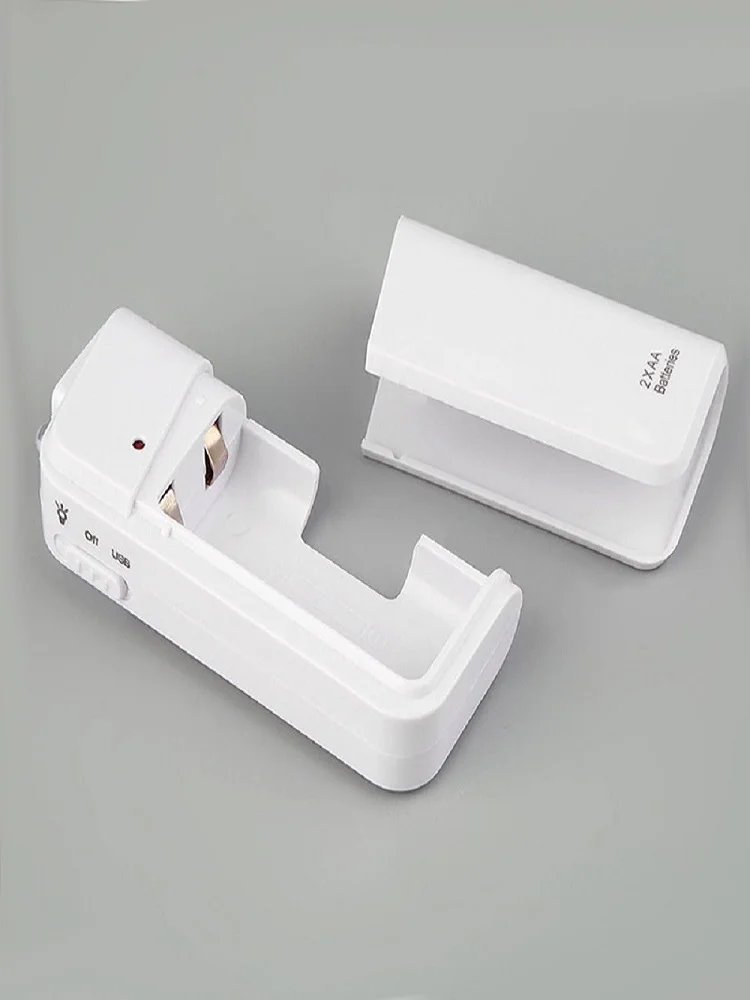 Uniwersalna ładowarka USB Emergency 2 AA Power Bank Zasilacz do telefonu komrkowego MP3 MP4 Czarny Biały — 2