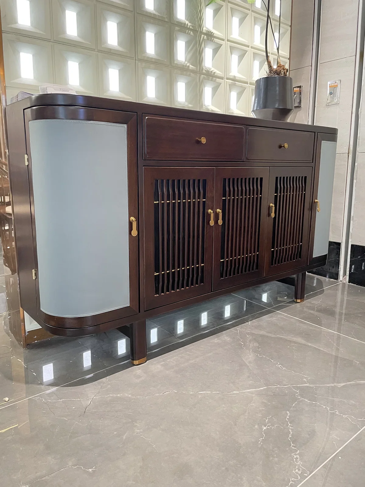 Custom cutlery cabinet, Wujin solid wood, modern simple living room, small cabinets, integrated wall, rock slab, porch locker