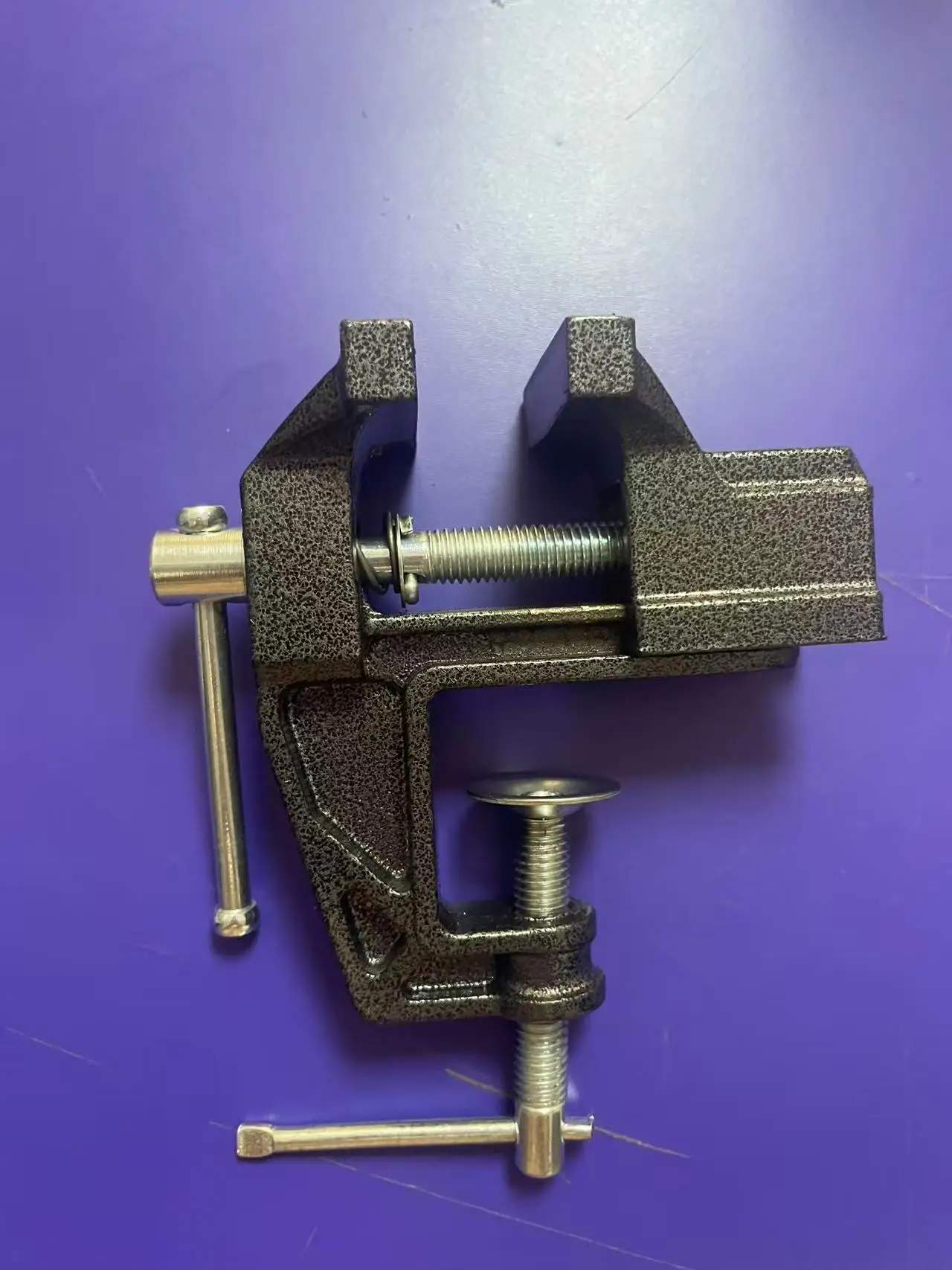1PCS Golf Vise Replacement Tool Golf Club Repair vice Clamp for Shaft Insertion And Grip Stabilization