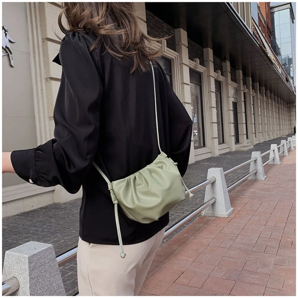 Wild Premium Western Style Cloud Bag Niche Design Messenger Bag Shoulder Bag