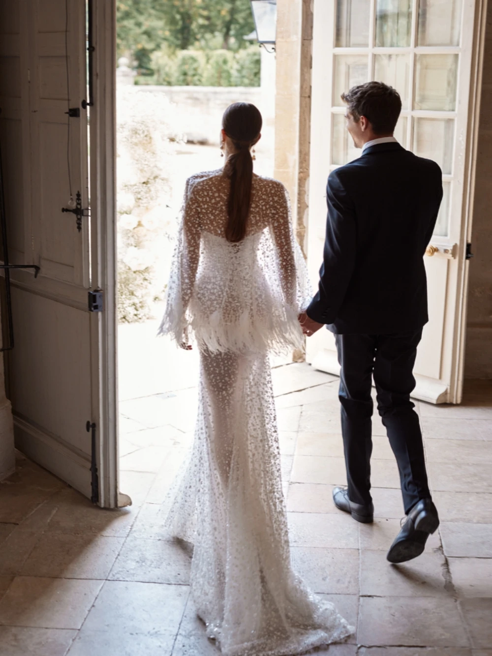 Romantische Sweetheart Hals Bruid Gewaad Lovertjes Eathers Bruidsjurk 2025, Elegante Witte Lange Trouwjurk Aangepaste Robe De Mariée