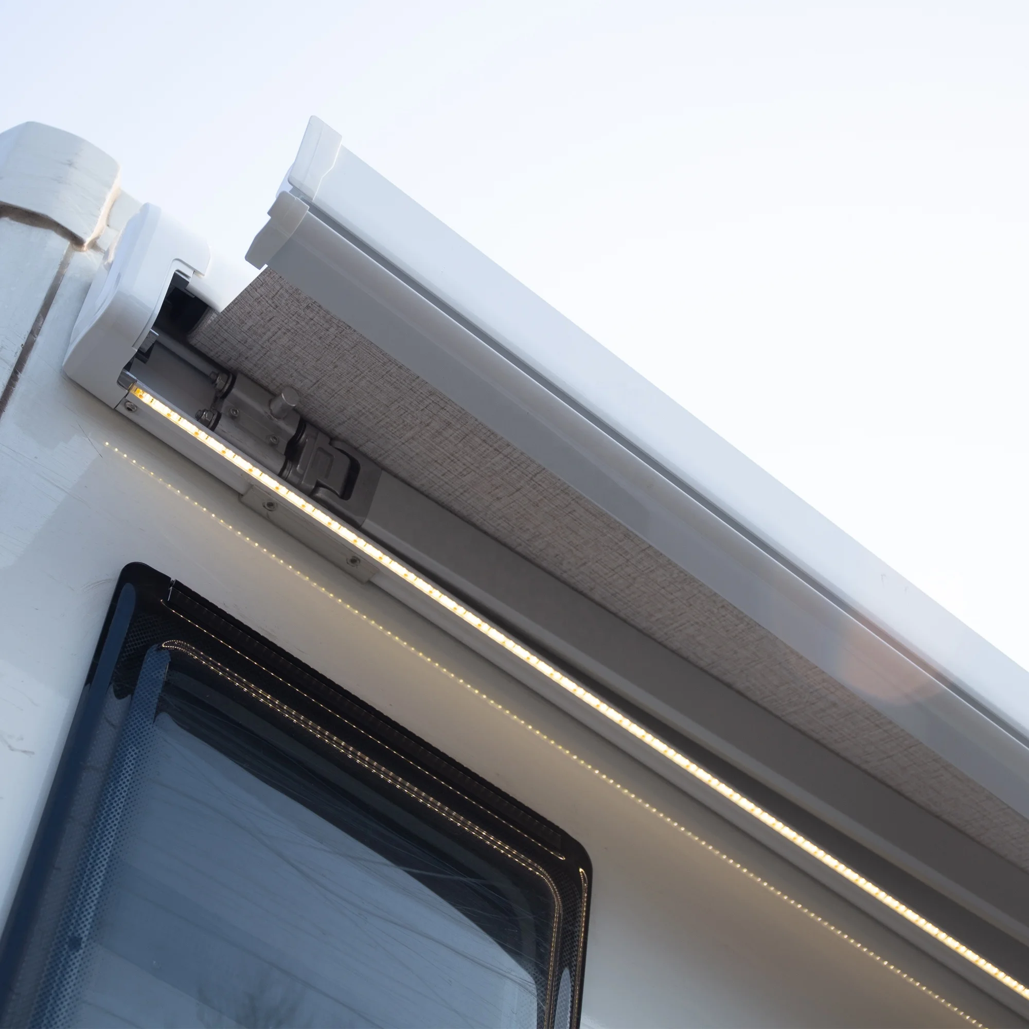 

S27L Economical Folding Side RV Awning Motorhome Caravan