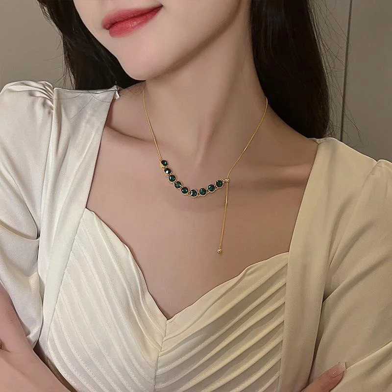 Korean Fashion All-match Fashion Green Zircon Necklace for Women Luxury High-end Collarbone Chain Adjustable Pendant Jewelry