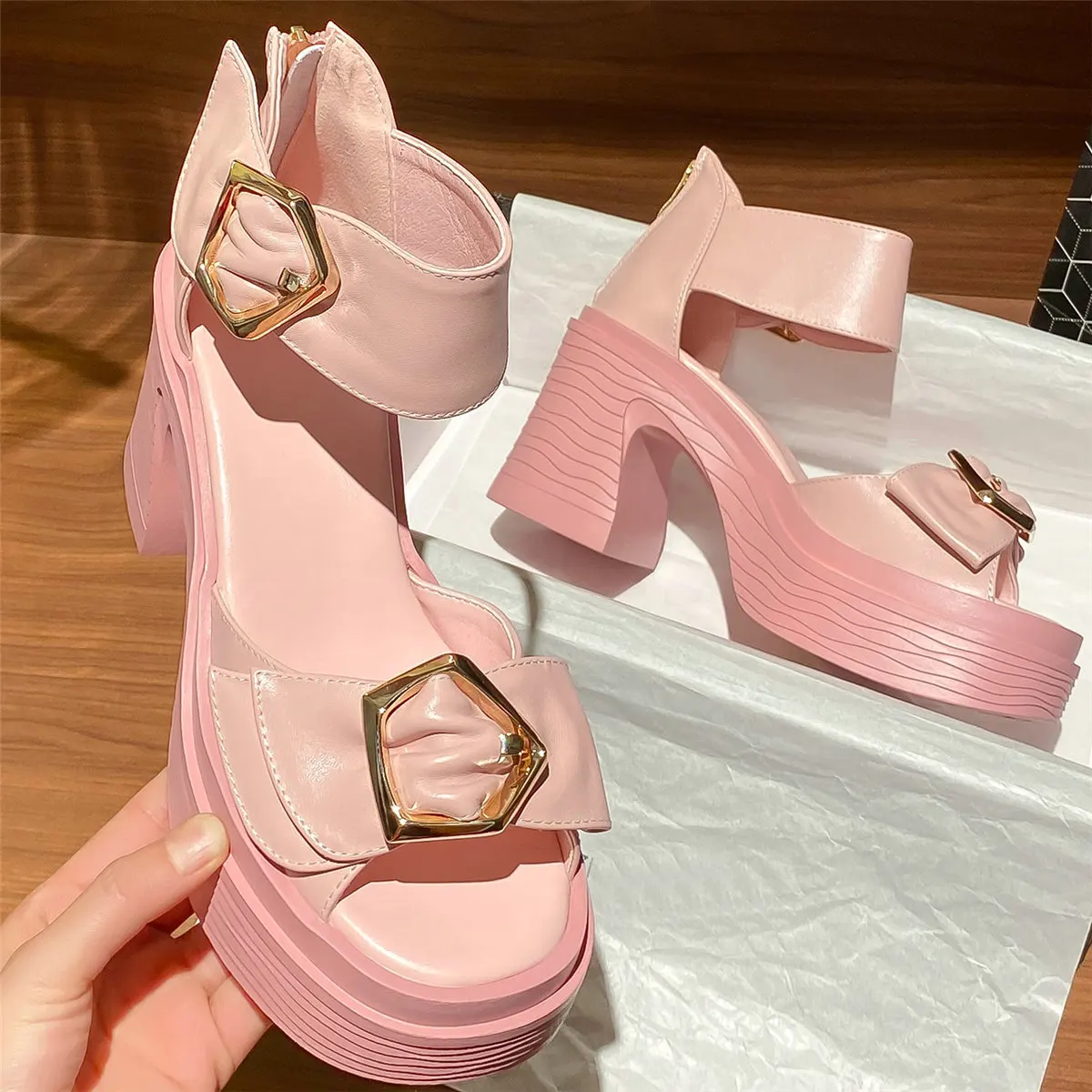 

Wedding Shoes Women Ankle Strap Genuine Leather High Heel Roman Gladiator Sandals Female Open Toe Platform Pumps Casual Shoes