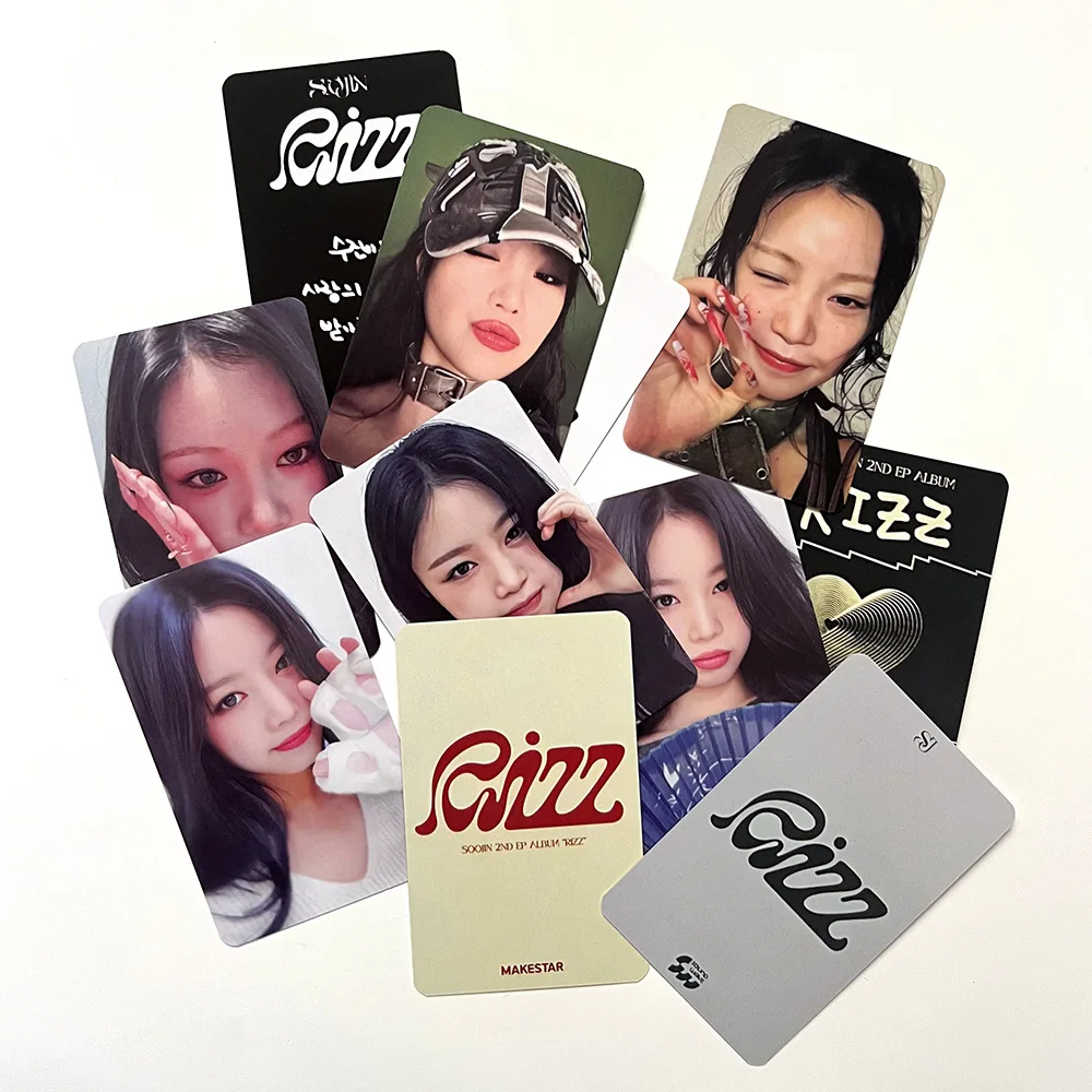 6Pcs/Set KPOP Soojin RIZZ 2nd EP Album Lomo Cards Double Sides Cute Selfie Photocards Postcards Fans Birthday Collection Gifts