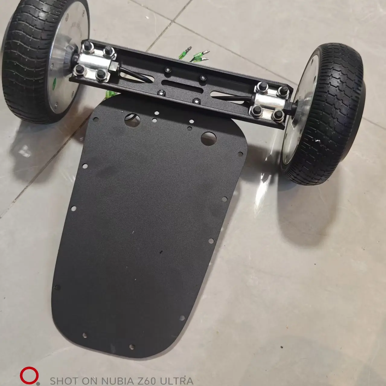

DIY modified twist car children's car chassis balance car motor chassis 16mm axle rear axle assembly