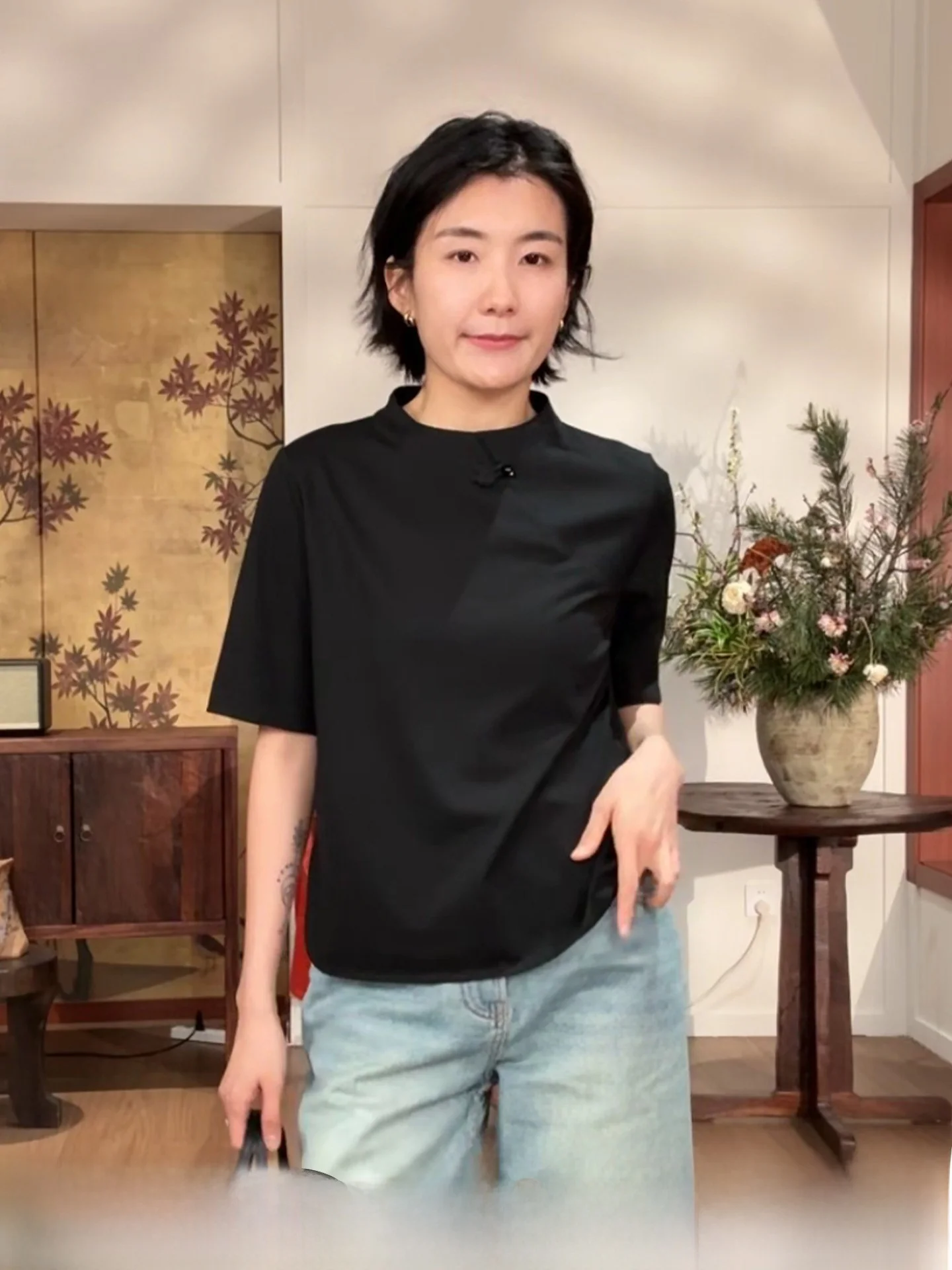 

Черная вязаная женская футболка с коротким рукавом на пуговицах, новый китайский стиль, лето 2026, Langqing Smoke Rain, простая модная хлопковая футболка