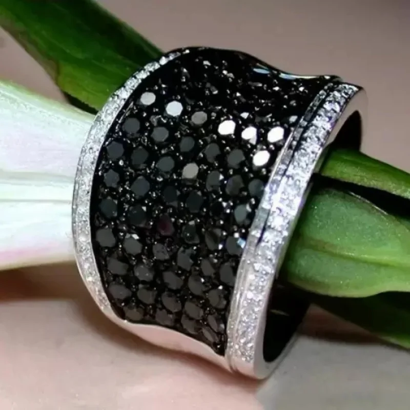 Exquisite Inlaid White Black CZ Women's Ring Trendy Silver Color Geometry Daily Wear Party Jewelry Anniversary Gift
