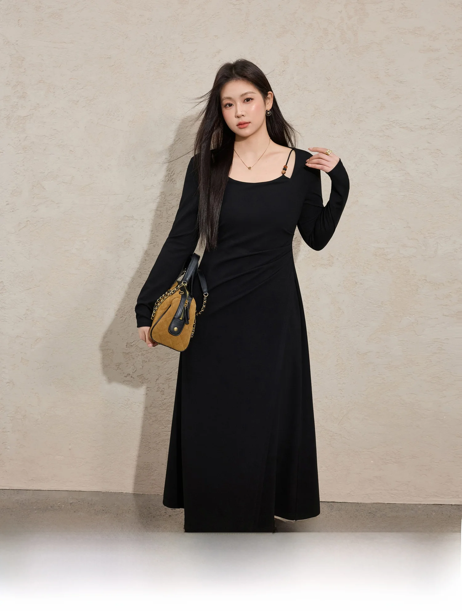 

Ele plus Size Bla Pleated Square Ne Dr Spring Collection Slimming A-Line Gown Formal Office Wear Long Sve