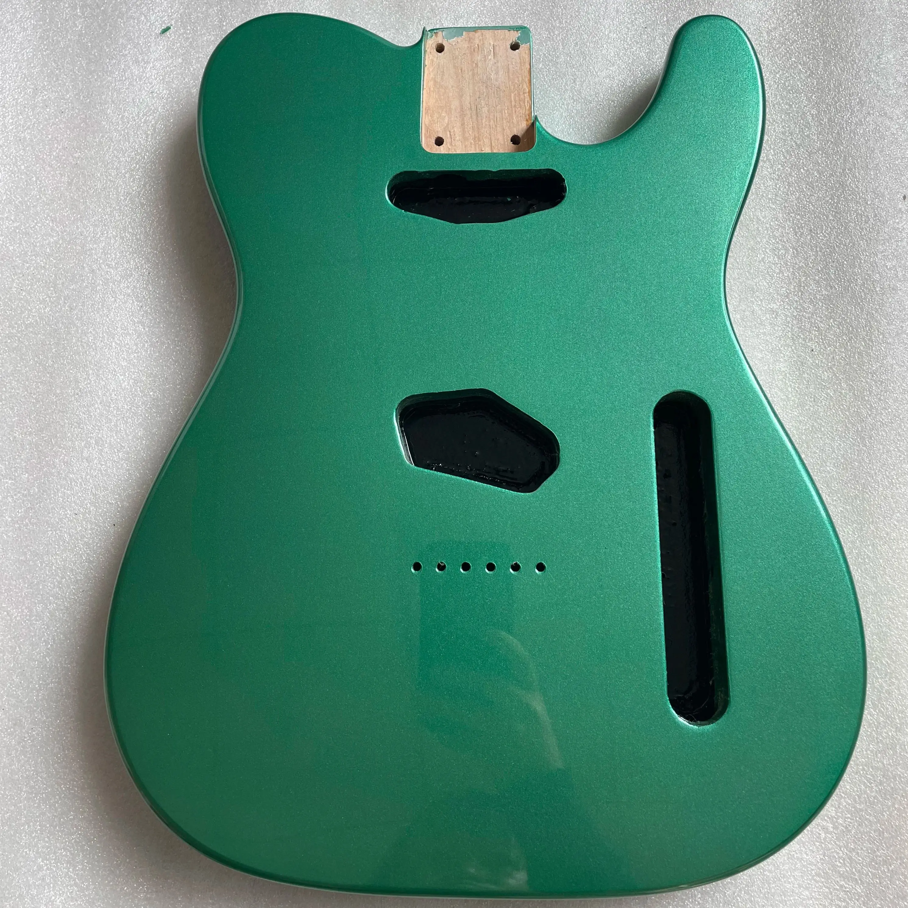 Alder Wood Guitar Body Gloss Finished, Handmade Orange Color, Custom Eectric Guitar Barrel Replacement, High Quality, 5.56cm