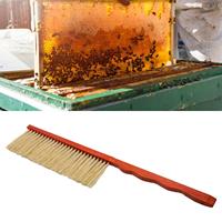 Beekeeping Brush for Bee Keepers Bee Sweep Brush Sturdy Long Handle Garden Beekeeping Tool Beekeeping Equipment Honey Brush