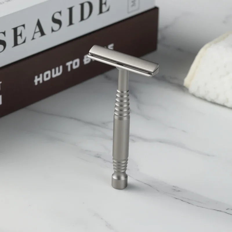 YAQI Remus 0.70mm Blade Gap 316 Stainless Steel Safety Razor For Mens Precise Comfortable Shaving Ergonomic Design Mature Razor