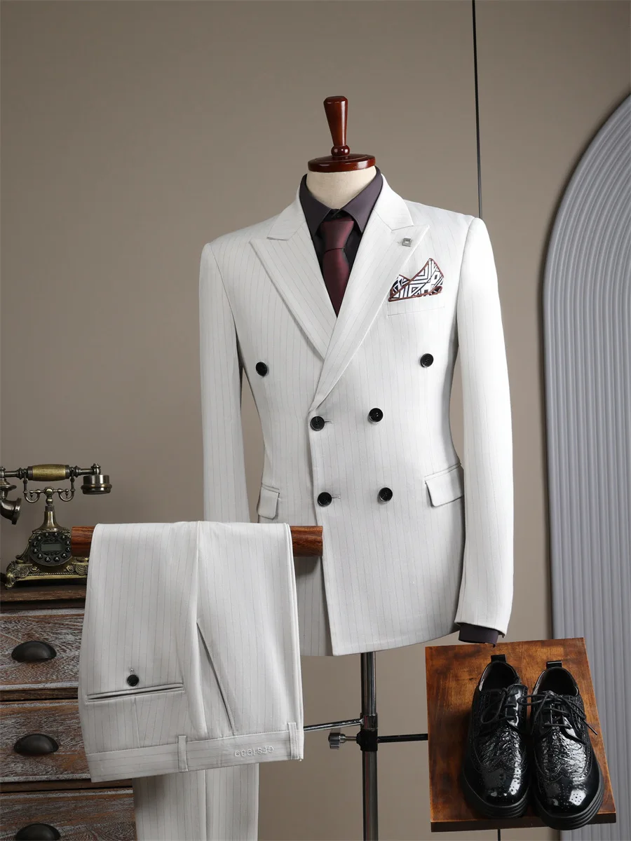 

M8211 High-end double-breasted striped suit for men