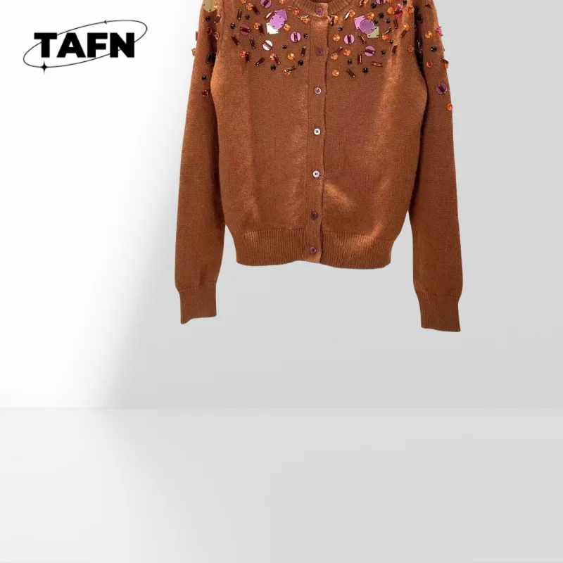 سترة كشمير كلاسيكية فاخرة - تصميم كلاسيكي للأناقة غير الرسمية ملابس تريكو عالية الجودة للارتداء اليومي AI1440