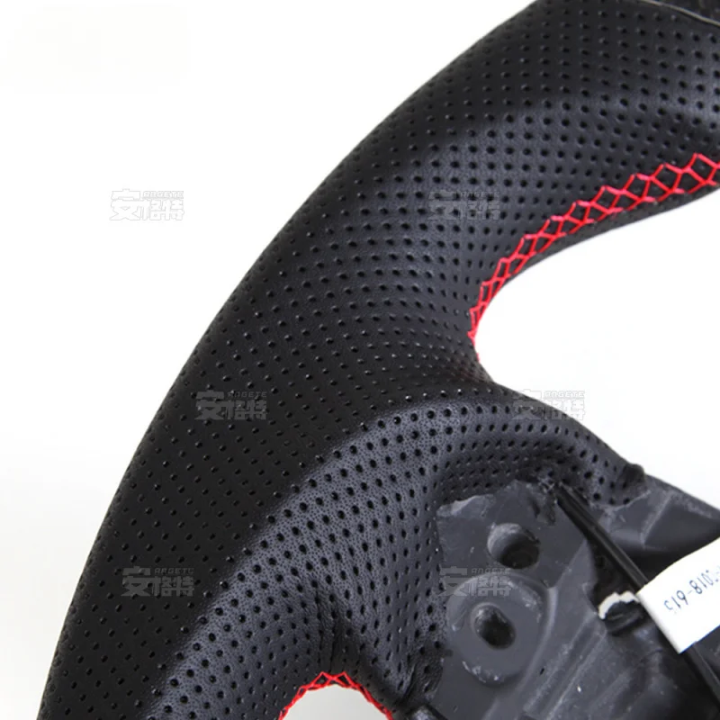

For Volkswagen GTI MK7/MK7.5 LED Multifunctional Carbon Fiber & Perforated Leather Steering Wheel (Modification Assembly)