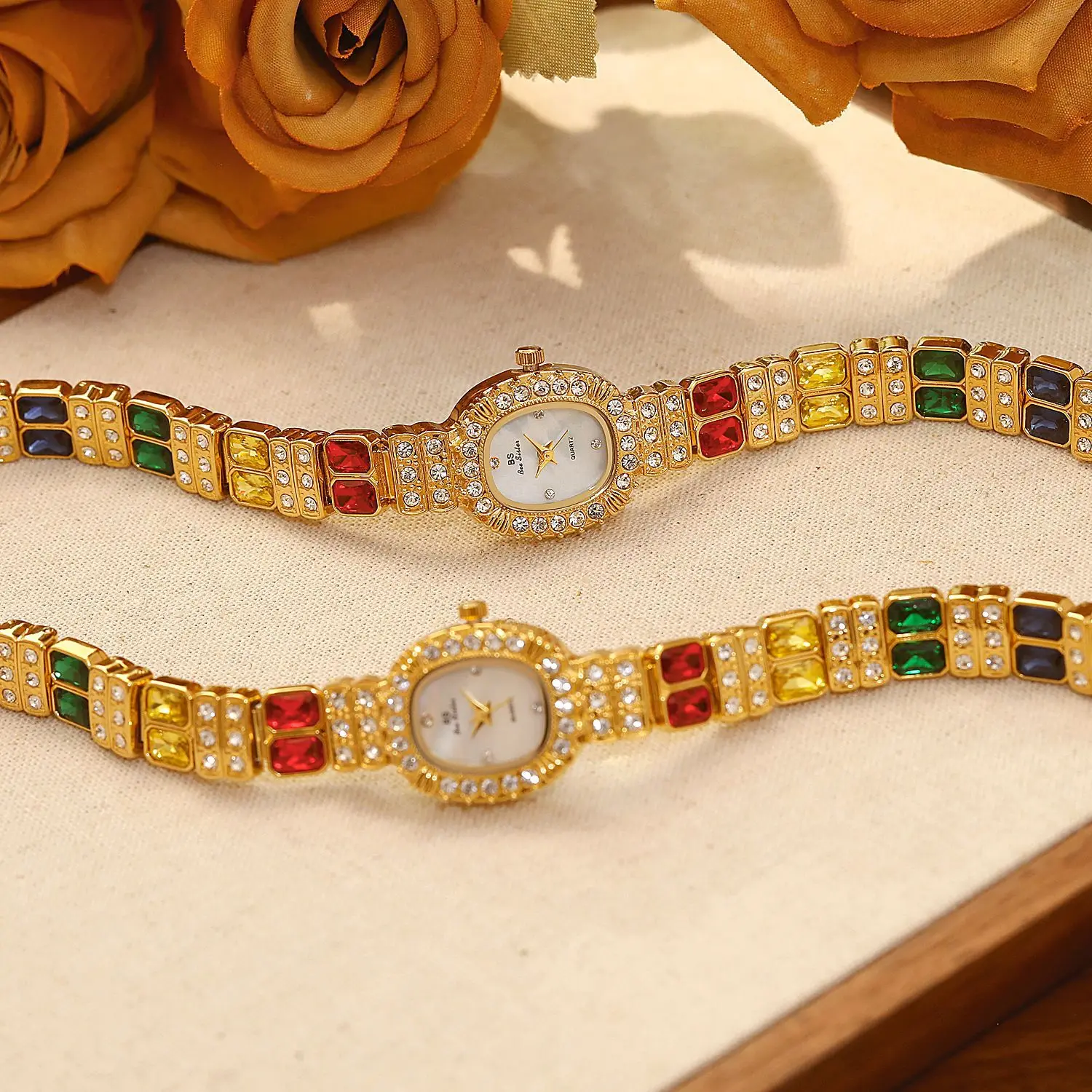 

UTHAI CQ483 Повседневные и модные женские часы со звездным рубином, легкие роскошные и изысканные элитные кварцевые часы в стиле ретро.