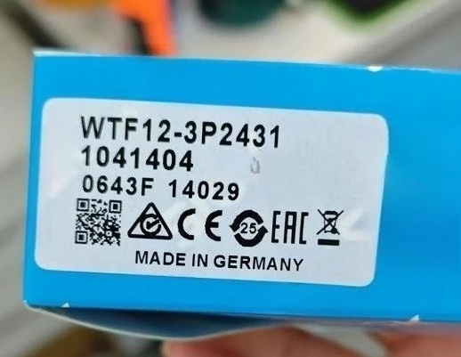

Brand New Original WTF12-3P2431 1041404 Photoelectric proximity switch sensor M12 4 pin detectionrange of 30-175mm Fast Delivey