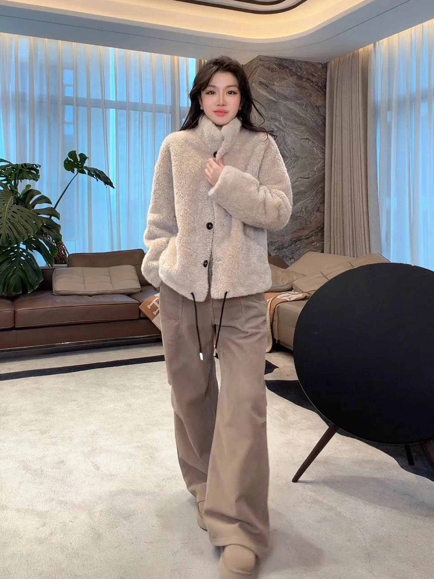 

Lao Yang's Personal ME Snow Country Slimming Faionable Warmth-Kee Eco-Friendly Fur Casual ort Outerwear