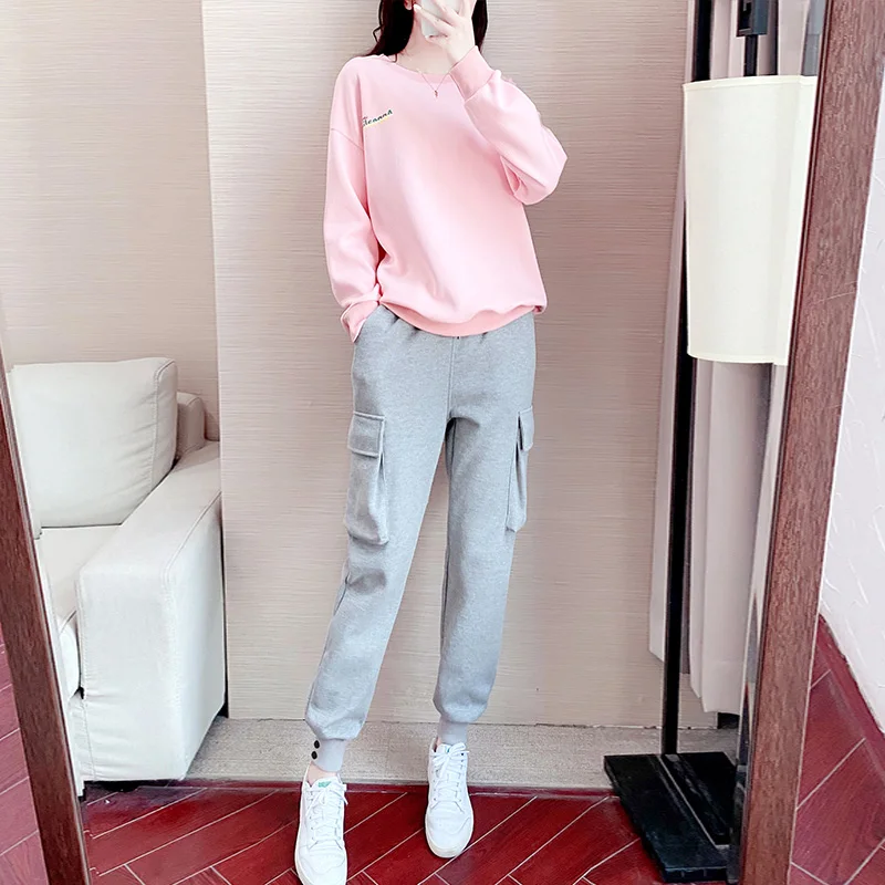 

Casual Sportswear Set for Women Cotton Blend Comfortable Running Suit Two Piece Ensemble Fashionable Anti-Aging Workwear Pants