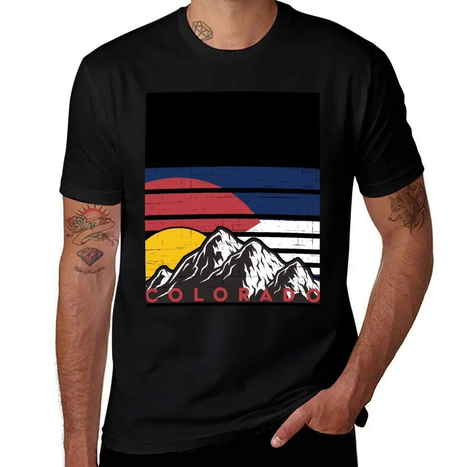 Colorado State Flag Retro Vintage Colorado Mountains T-Shirt Funny t-shirt kawaii clothes men clothes