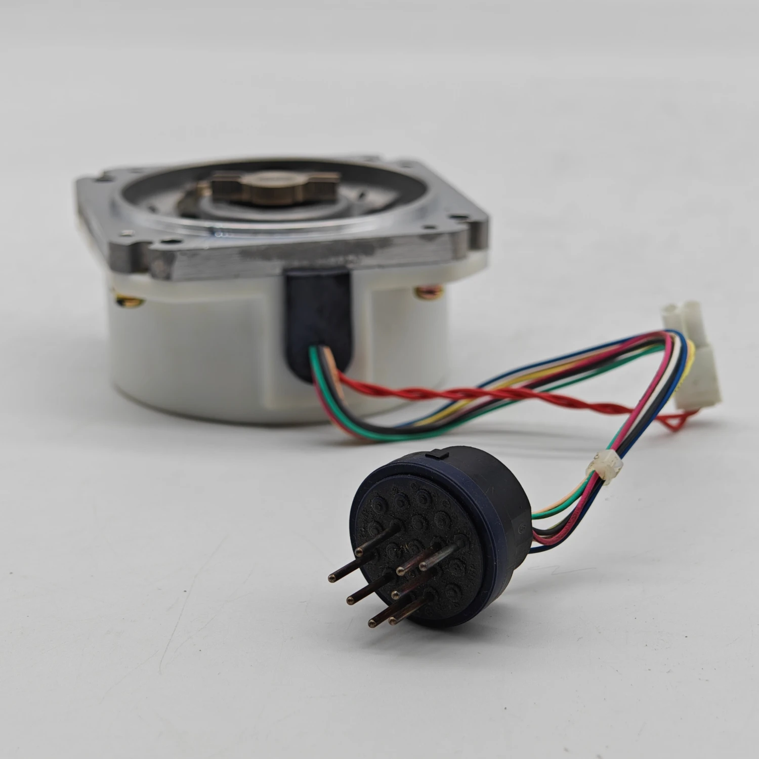 

Gold seller SERVO MOTOR Rotery Encoder Japan Original Servo Rotery Encoder OSE104