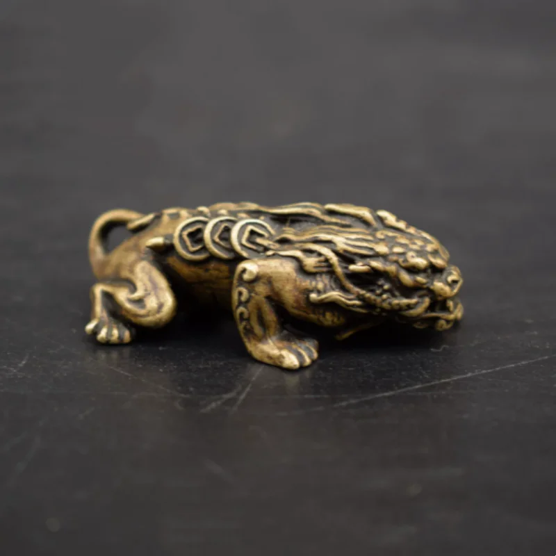 Antique copper mini deity beast Pixiu auspicious beast statue handle piece ornament wealth attracting handicraft