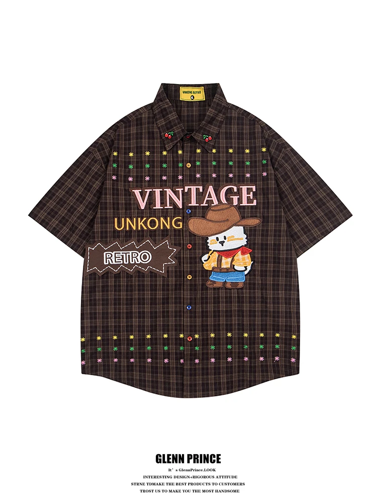 

GPstudio American Retro Cartoon Embroidered Plaid Short Sleeve Shirt Men's Summer Unique Design Student Shirt Loose Fit Youth...