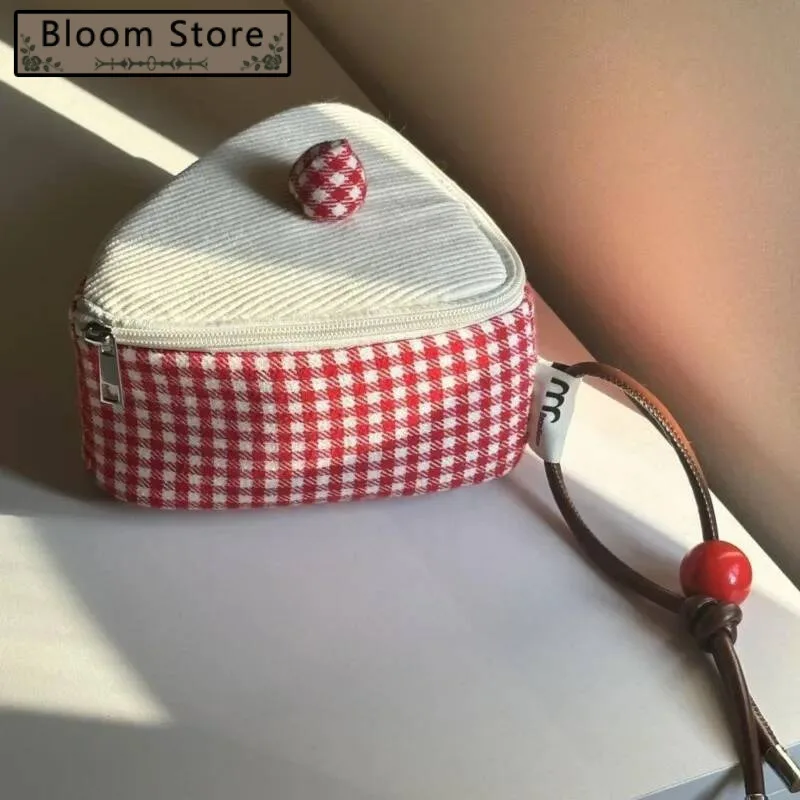 

Bloom Sweet Cute Cake Plaid Red Storage Women Travel Portable Handle Wash Hot Girls Haruku Aesthetic Camera Mini Bag