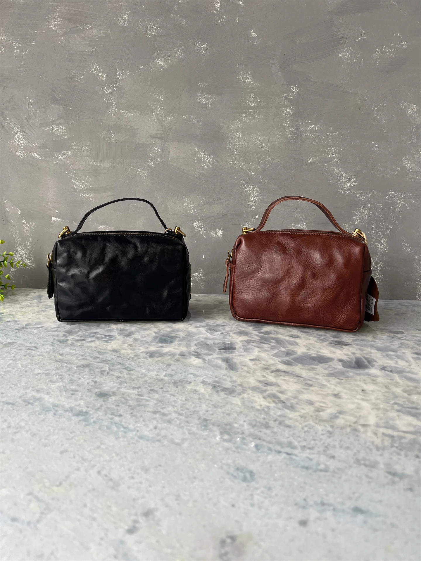 handmade-vintage-tanned-leather-pillow-bag-women's-high-end-casual-versatile-single-shoulder-slant-cross-small-bag