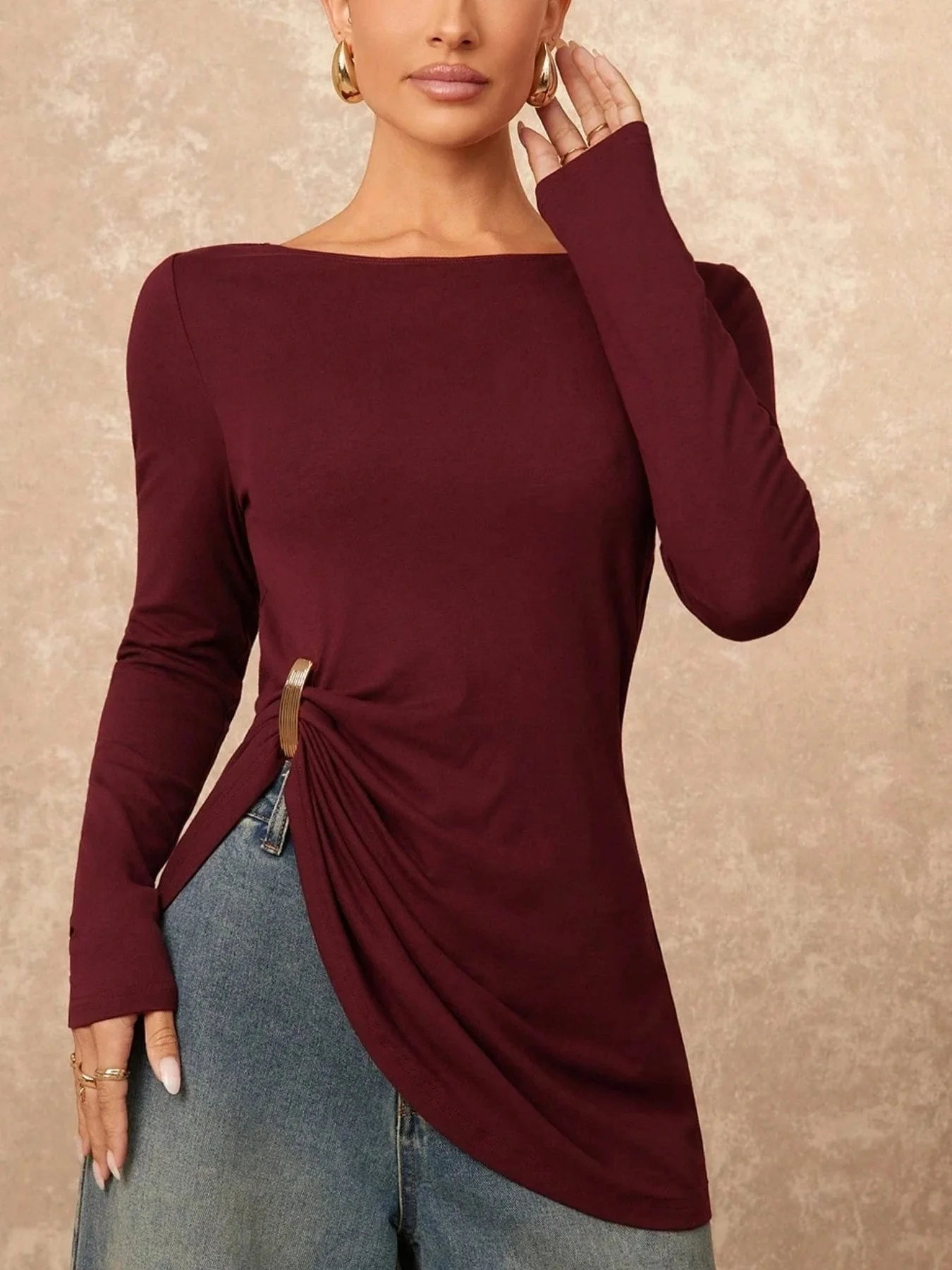 Autumn and winter fashion new versatile slim fit one neck solid color metal buckle decoration long sleeved top
