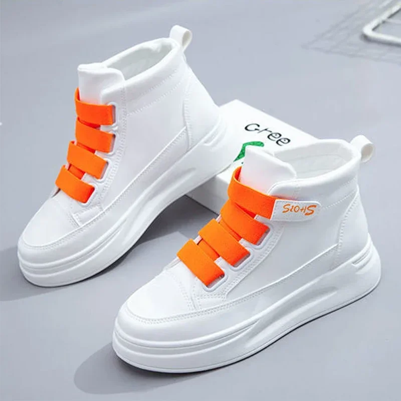 Hete Verkoop Witte Hoge Top Gevulkaniseerde Schoenen Voor Dames 2024 Dames Koreaanse Koppels Hardloopsneakers Vrouwen Dikke Onderkant Sneaker Lady