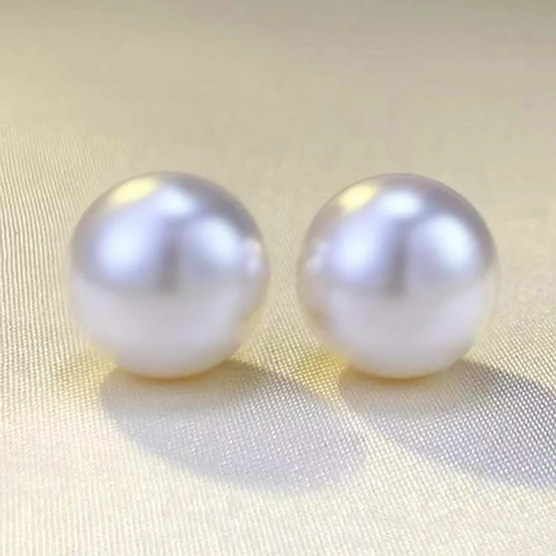 2023 New Fashion S925 Full Body Pure Silver Round Strong Pearl Earrings