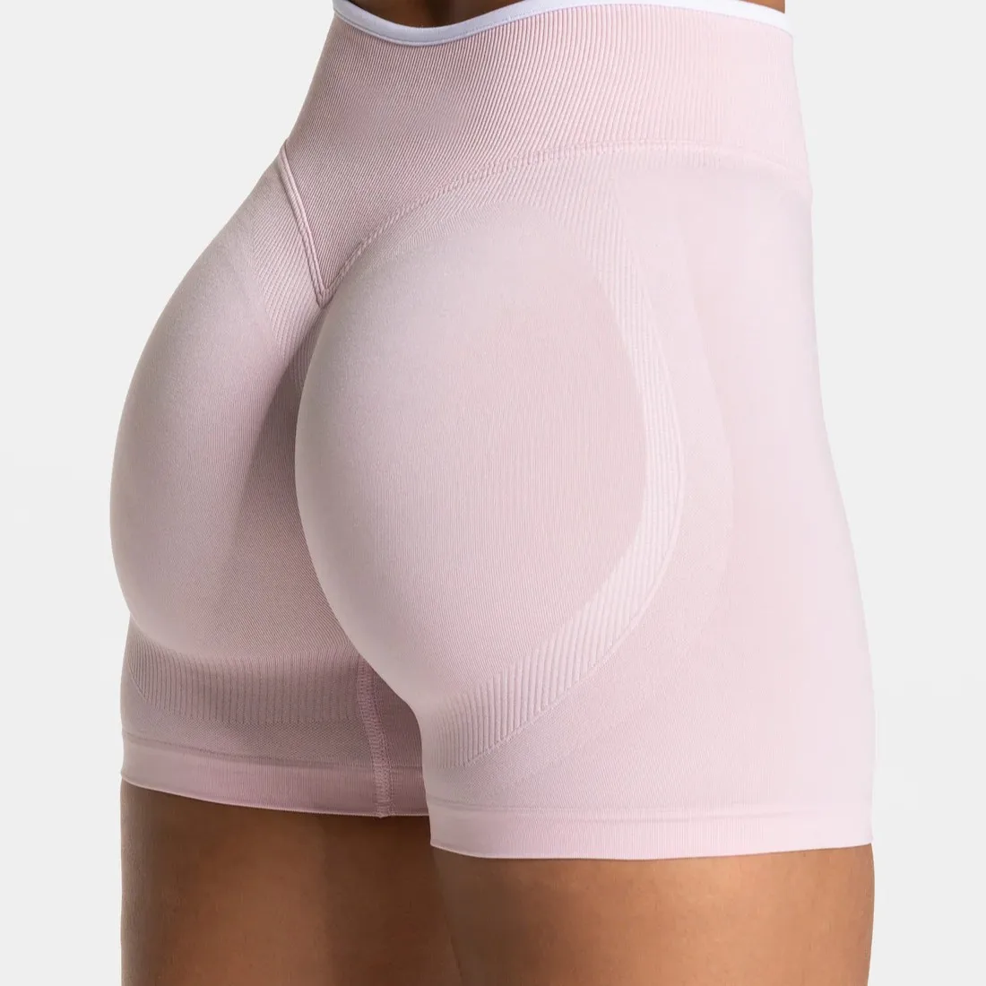 Nahtlose Gym-Sportshorts für Damen mit Farbblockierung, hochelastisch, eng, hohe Taille, Hüftheben, Yogahose, Laufsport-Shorts