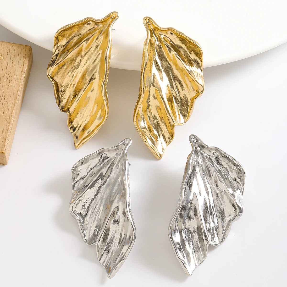 ZA 2024 New Golden/Silvery Retro Metal Leaf Earrings,Luxury Jewelry Women Accessories