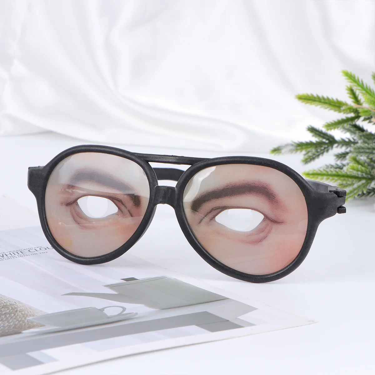 12 قطعة من النظارات المضحكة لحفلات الهالوين، إطار كبير من البلاستيك المتين، رموش الحواجب الرائعة، ملحقات مزحة ظلال العيون الزرقاء