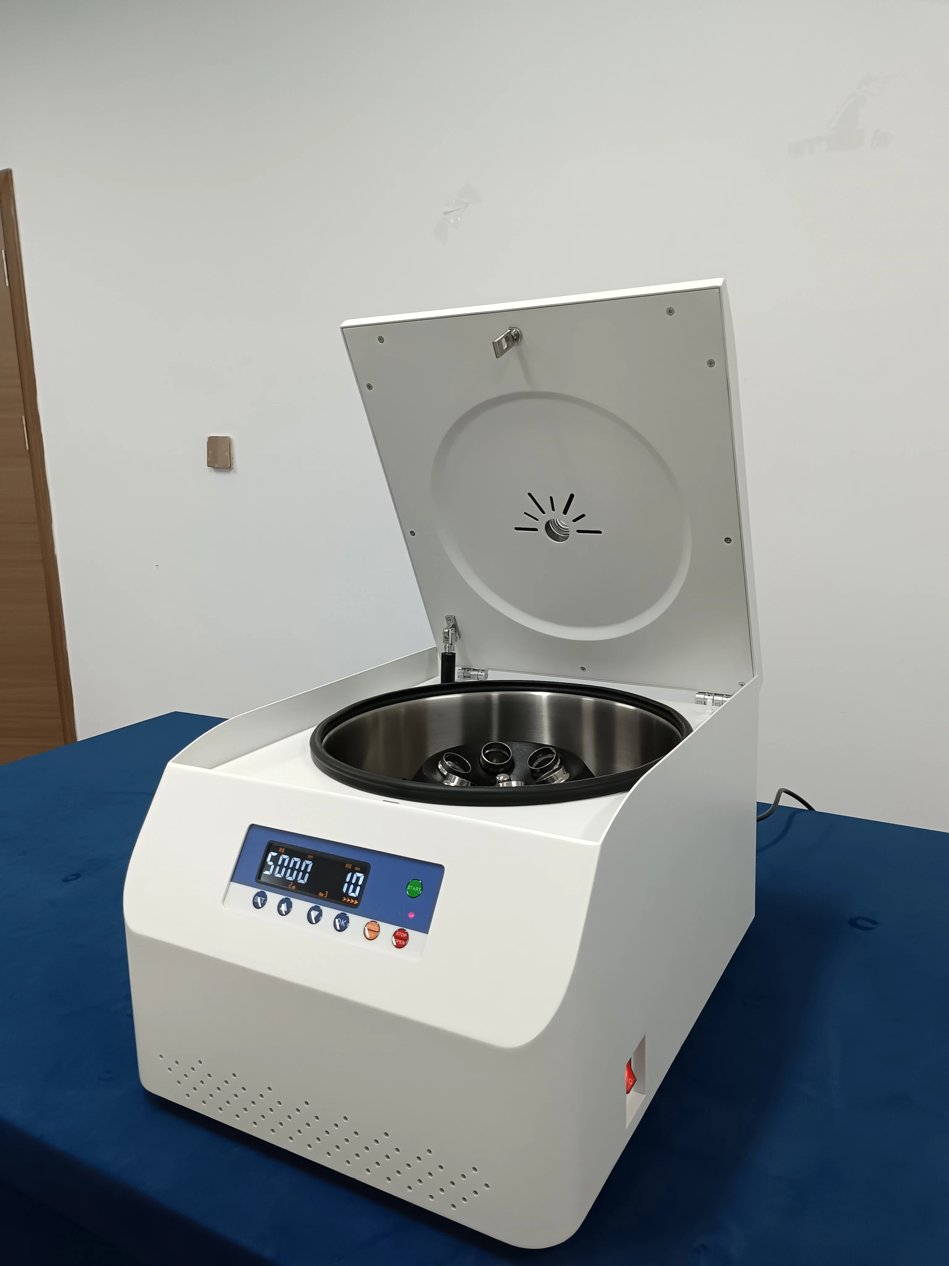 Factory Supply Low Speed Swing out Rotor Centrifuge 4*100ml for Laboratory Use