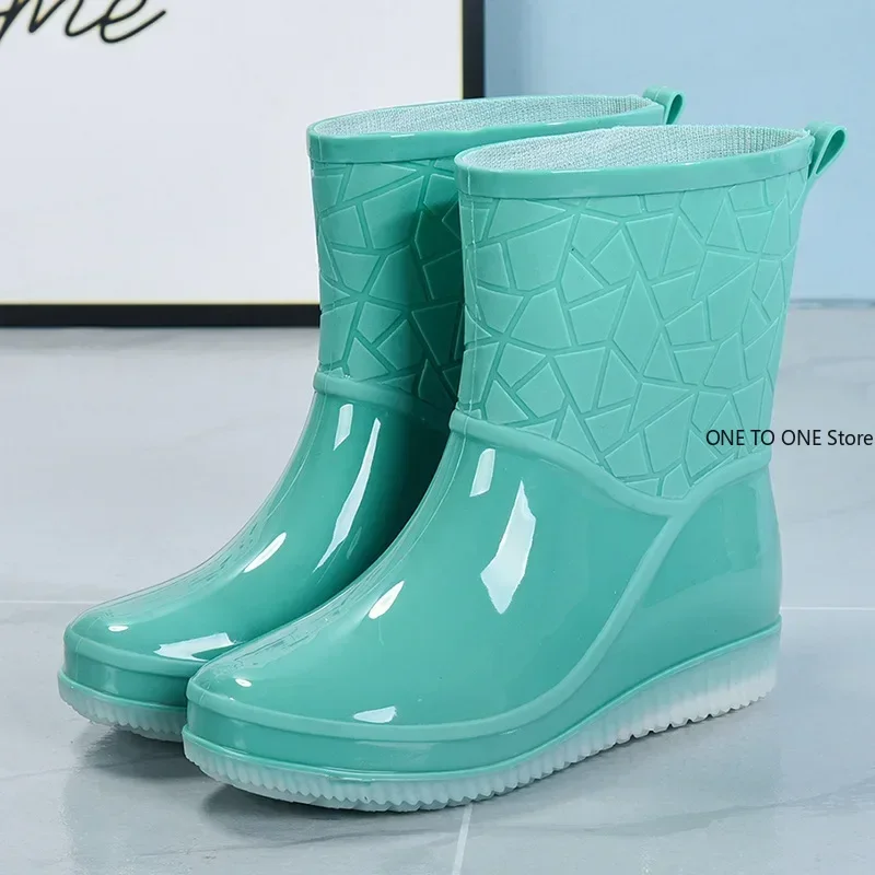 2025 Fashion Women's Boots Outdoor Women Rain Boots New Four Seasons Non-slip Wear-resistant Ladies Waterproof Shoes Botas Mujer