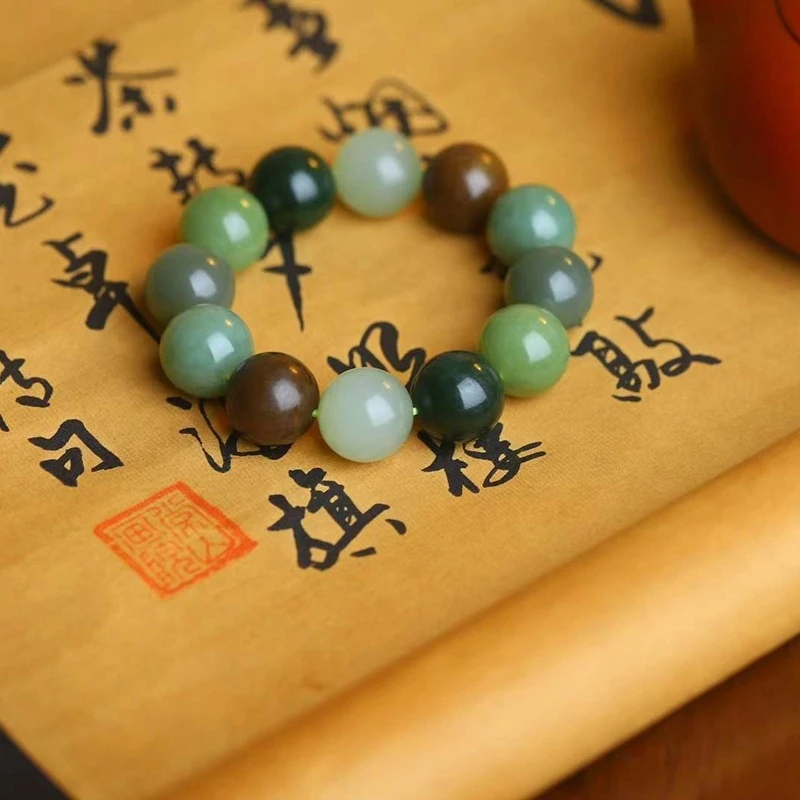 

Натуральный браслет Хотан из Цинхая, желтого цвета, из старинного нефрита и бусин с разноцветными камнями.