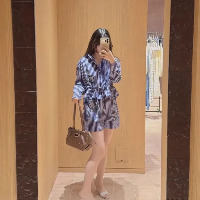 

Spring/Summer Women Striped Floral Embroidered Long Sleeve Set Drawstring Single-breasted Shirt + High Waist Casual Shorts