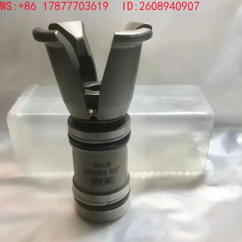 Pulling claw SM JIS B6339 BT40/90 degrees (claw piece 38 long) four flap claw