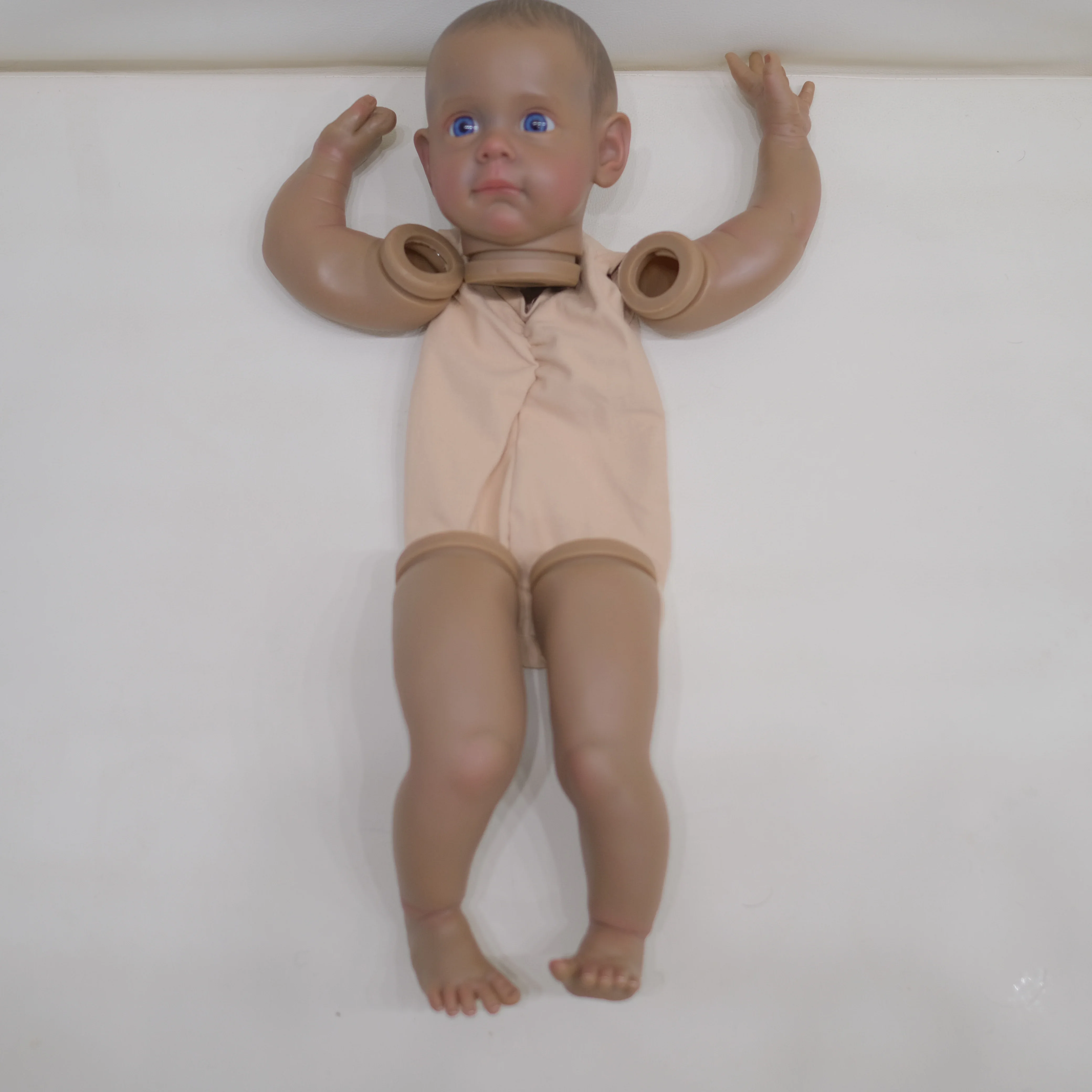 24inch Finished Doll Size Already Painted Maggi Kits Very Lifelike Reborn Baby Doll with Many Details Veins DYI Toys