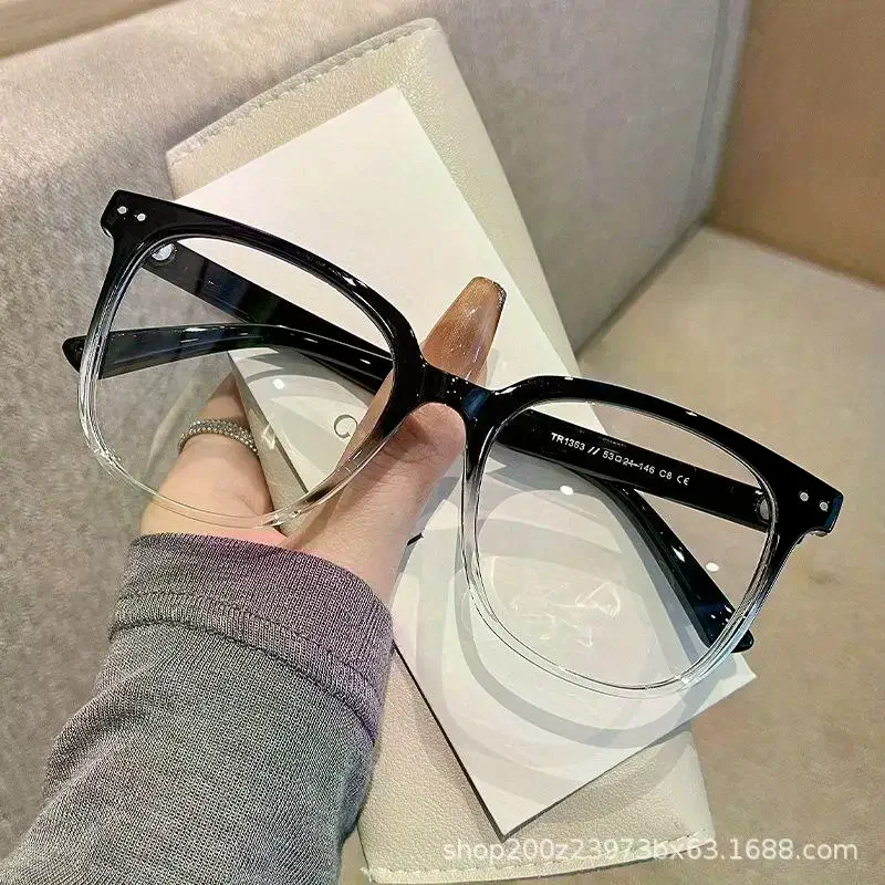 Round Eyewear Transparent Computer Glasses Frame Women Men Anti Blue Light Blocking Glasses Optical Spectacle Eyeglass
