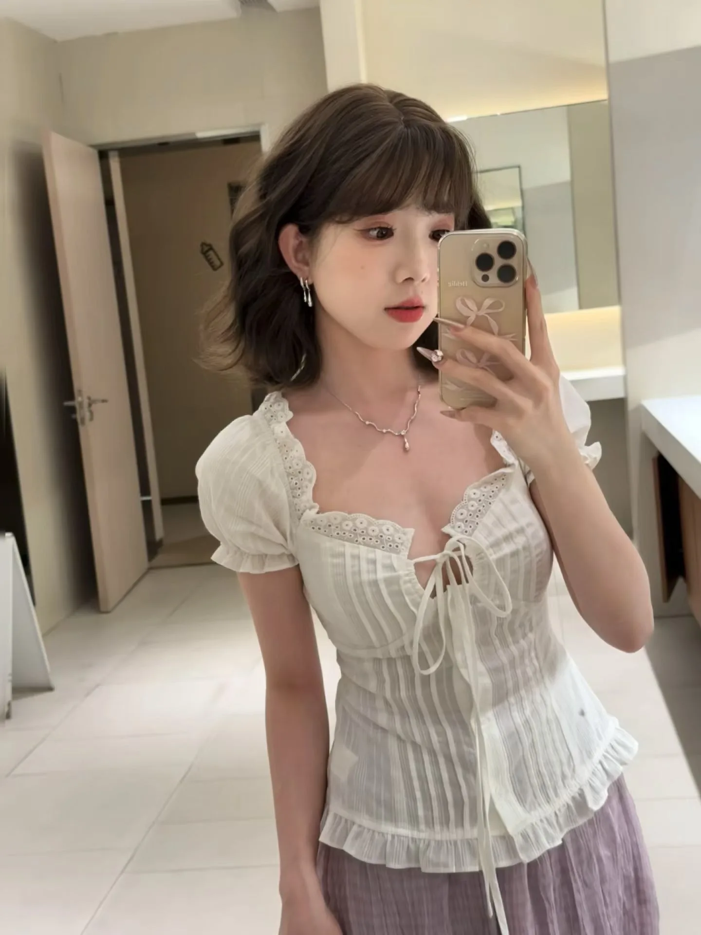 

Korean Sle Pure Desire Lace ort Sve irt Women's Summer Slim Fit Gentle Bubble Sve Waist Inward Top Commute Sle