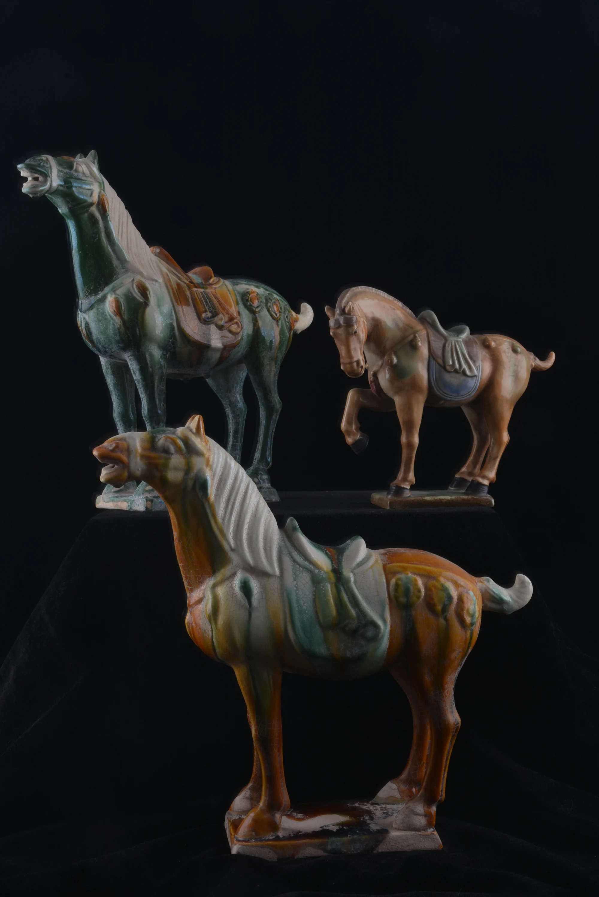 

Коллекционная китайская керамика династии Тан * Конек Трехцветный *San Cai*, Три лошади, бесплатная доставка